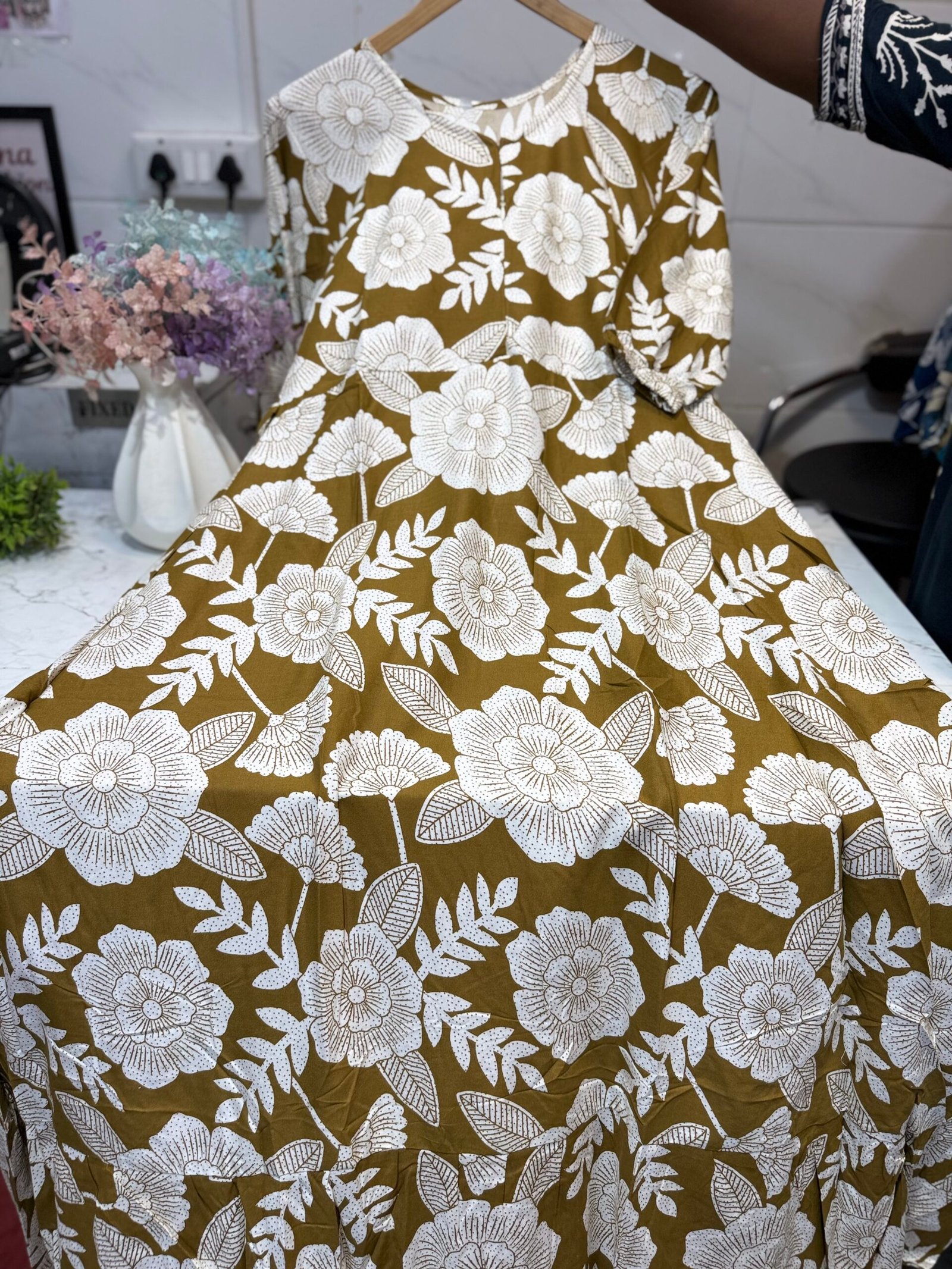Rayon maxi olive brown with white floral